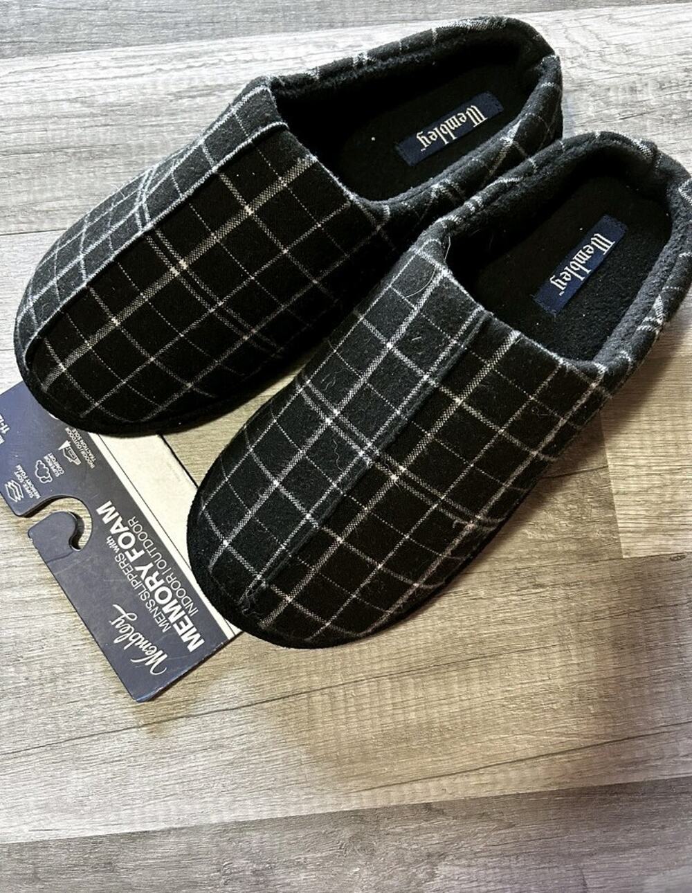 Wembley Slippers Size L Men’s 9.5 - 10.5 Outdoor/Indoor Memory Foam